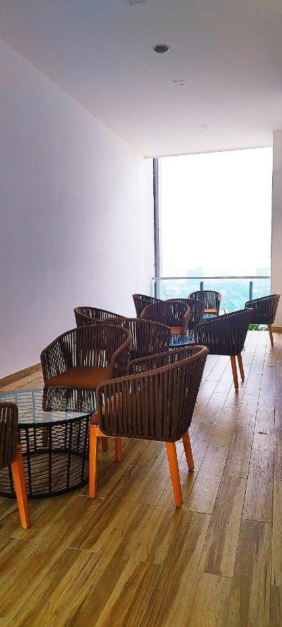 Colony By Infinitum Suites Service Klcc Kuala Lumpur Luaran gambar
